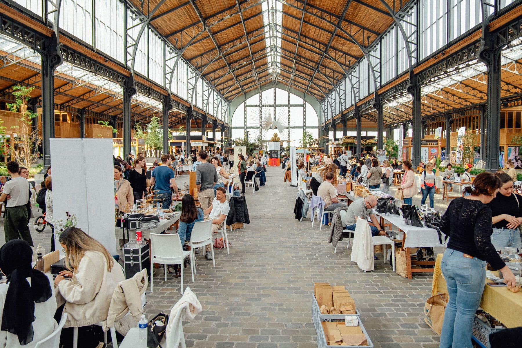 Brussels à la Carte: The Ultimate Market Guide to Live Like a Local Brussels à la Carte: The Ultimate Market Guide to Live Like a Local
